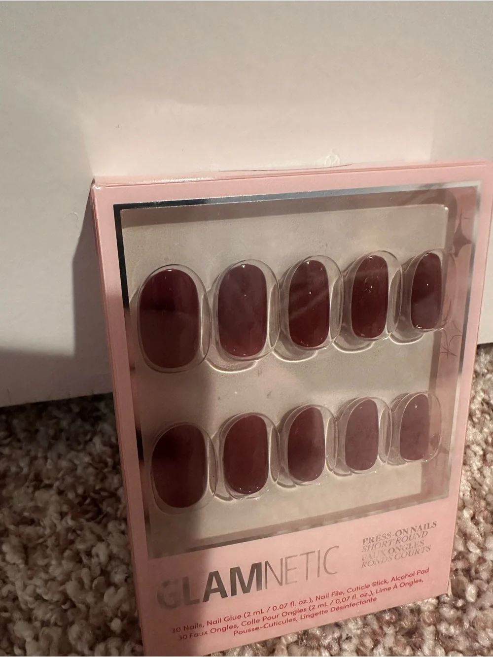 Glamnetic Short Round Berry Maroon Glue On Nails